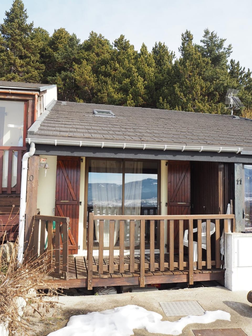 Petit chalet face aux sommets catalans Chalet in Bolquère
