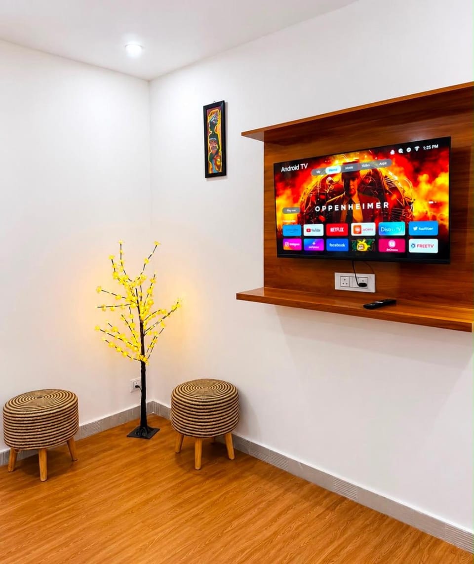 JJ Resiidency Bed and Breakfast in Noida