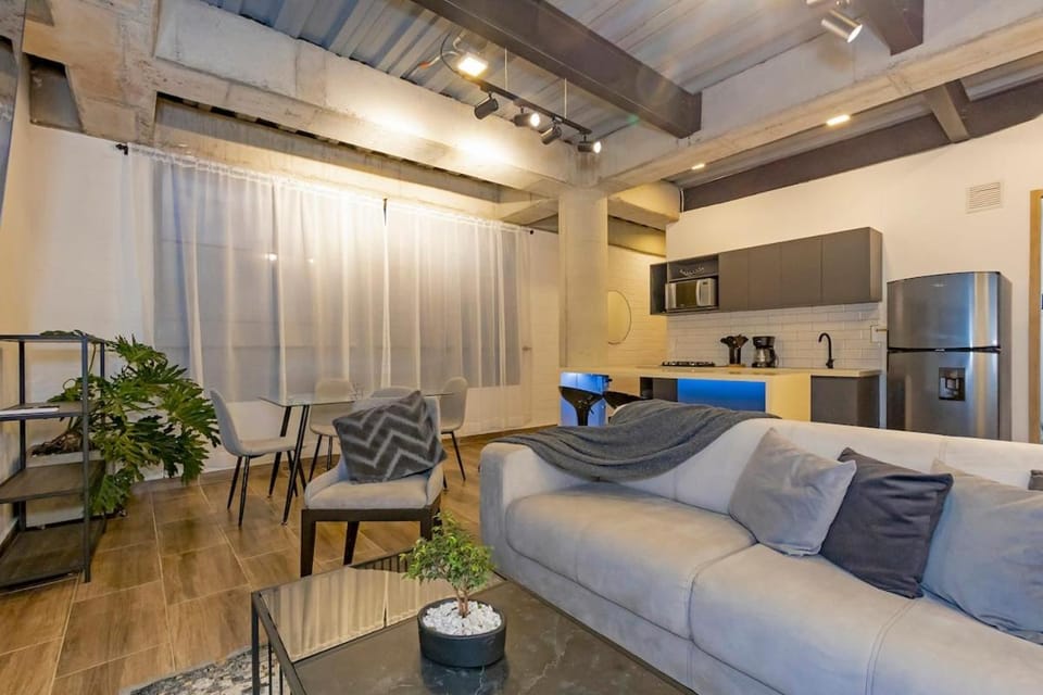 Apartamento 2BR a 5 min de El Poblado Apartment in Medellin