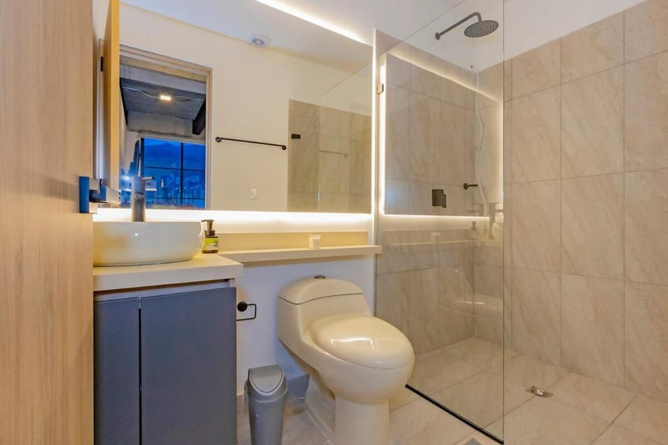 Apartamento 2BR a 5 min de El Poblado Apartment in Medellin