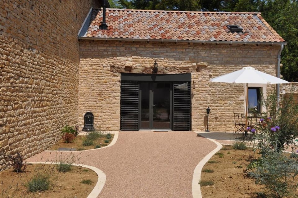 L Atelier du Theatre Guest House House in Bourgogne-Franche-Comté