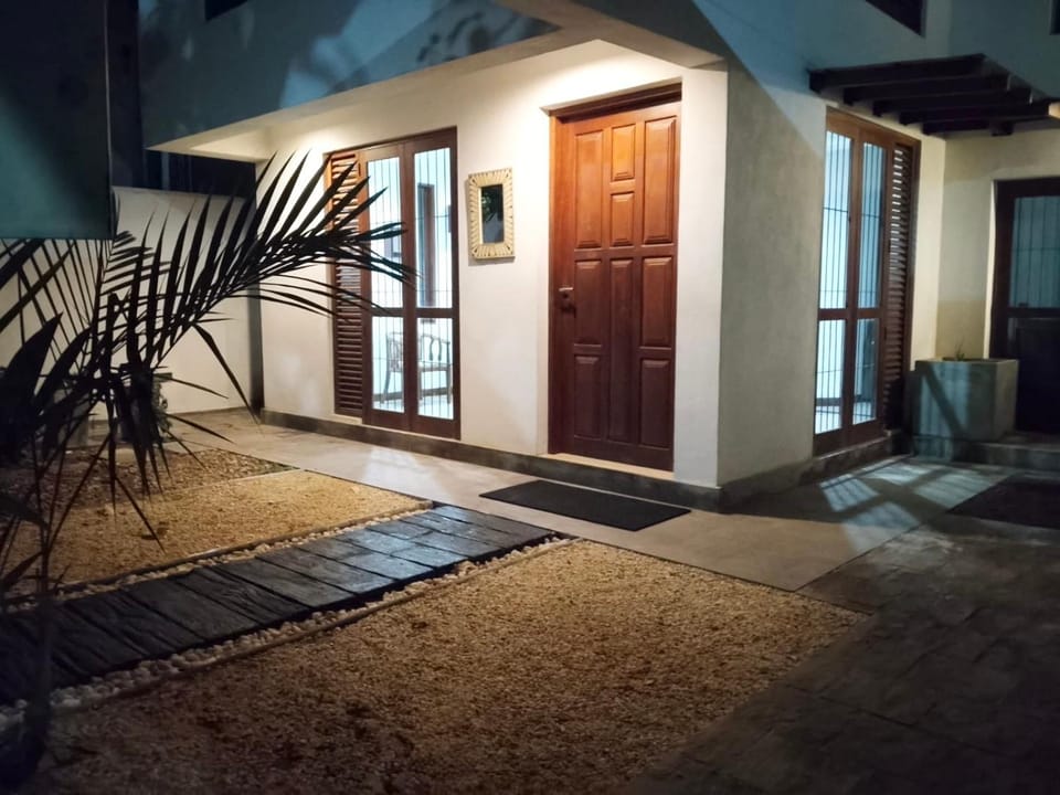 Peaceful 3-Level Luxury Home with Private Parking House in Western Province