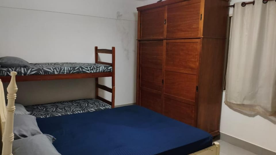 Bed, Bedroom, bunk bed, wardrobe