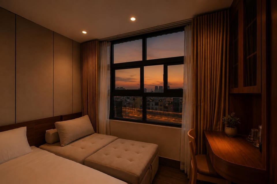 Warm City View Room near Bach Mai & Vietnam - France Hospital Vacation rental in Hanoi