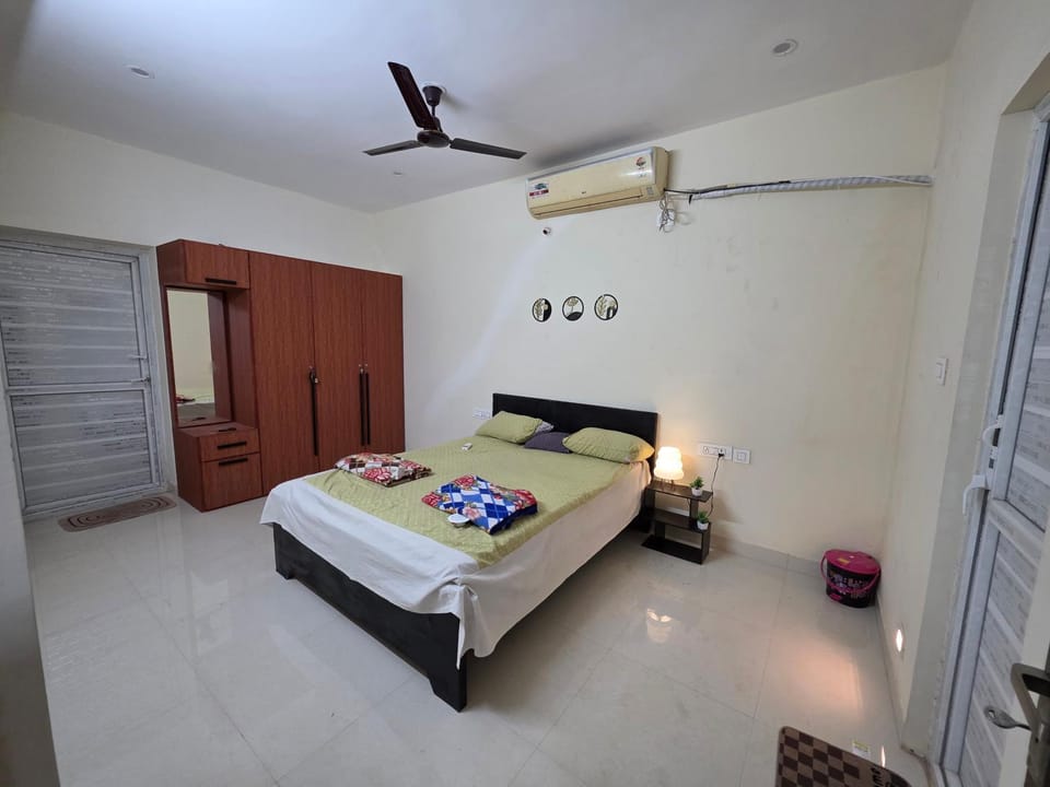 Sara's Luxury Stay U4 Apartment in Coimbatore