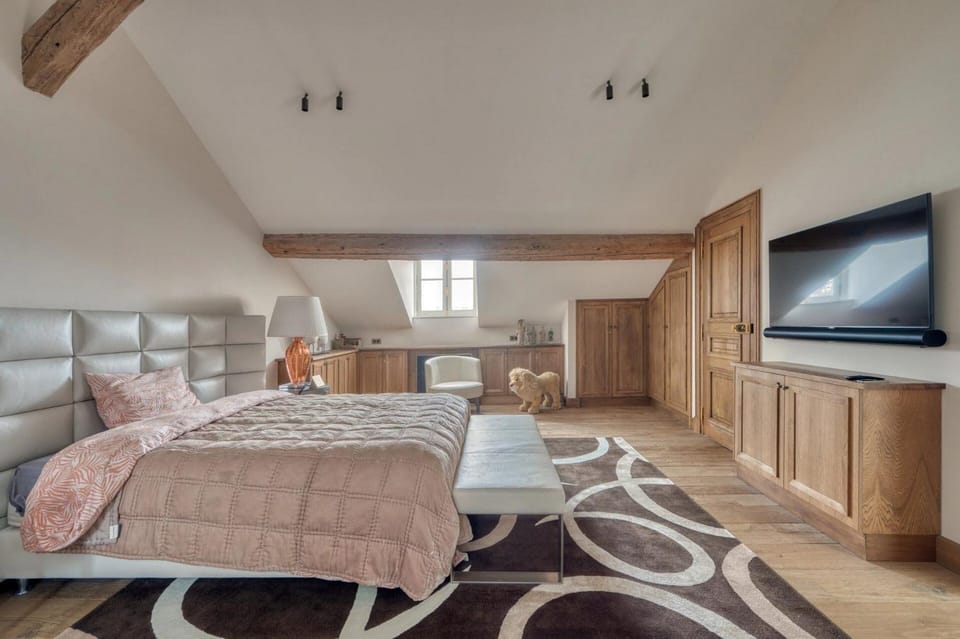 TV and multimedia, Bedroom