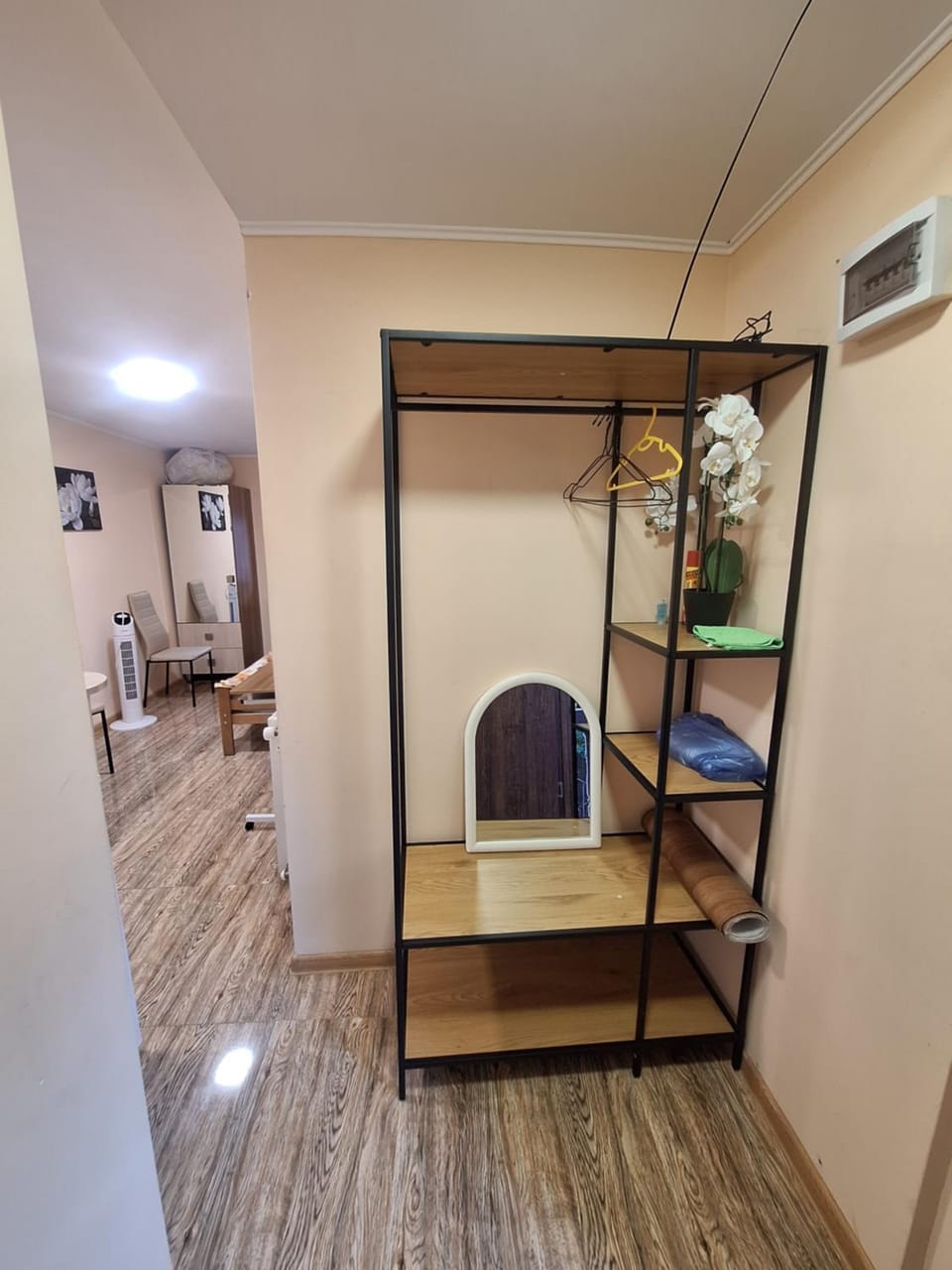 wardrobe