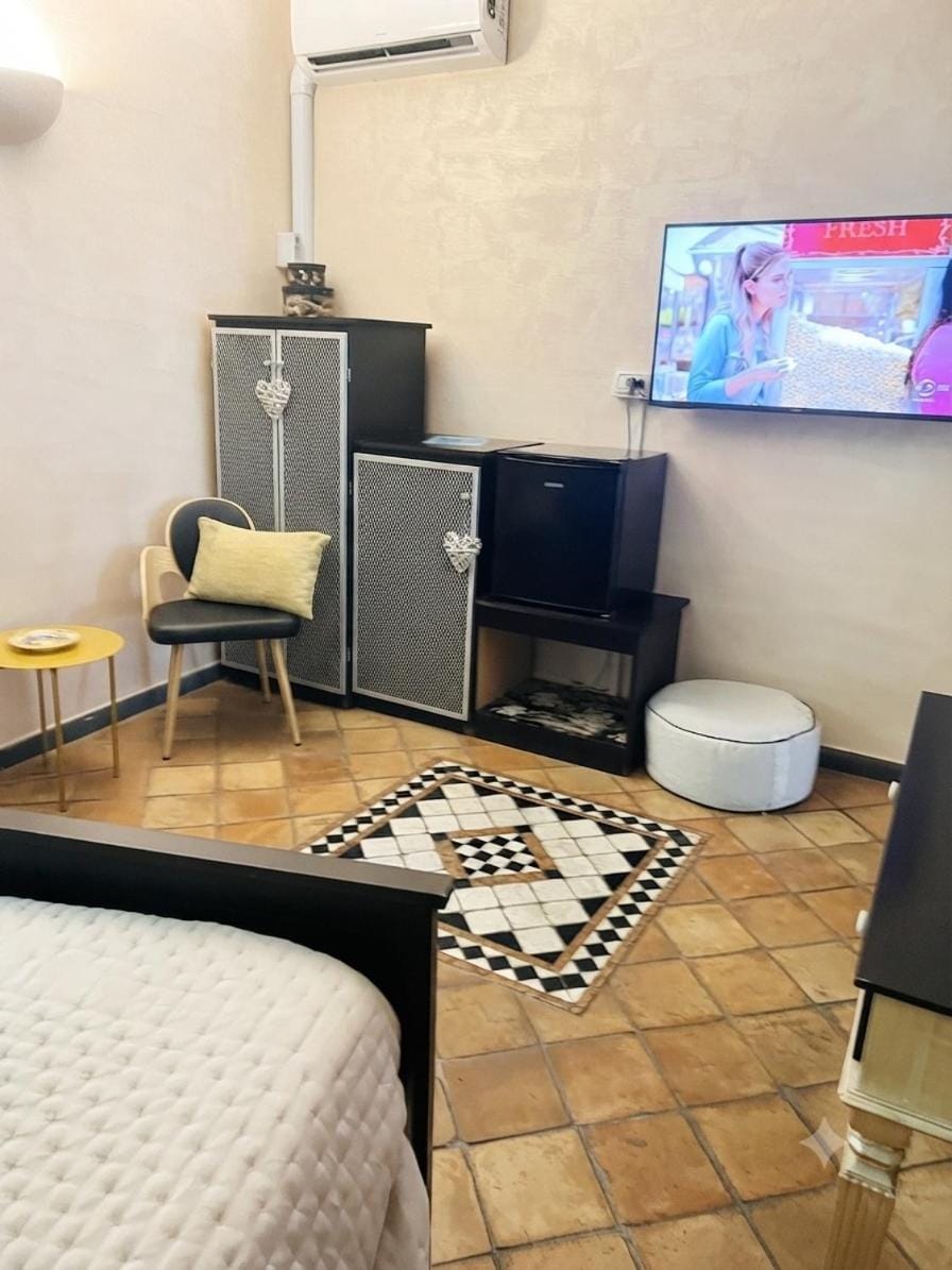 Marieta Rooms Bed and Breakfast in Sarzana