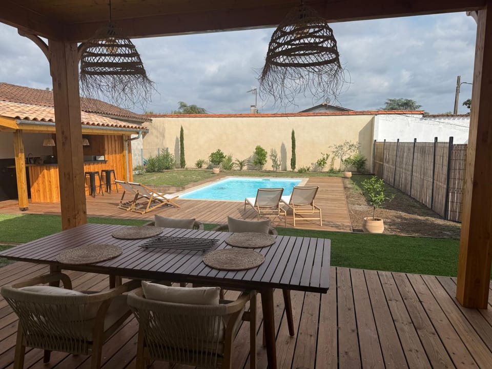 Patio, Dining area, Pool view