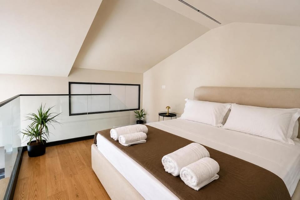 Aura Luxury Stays The Loft Apartment in Tirana
