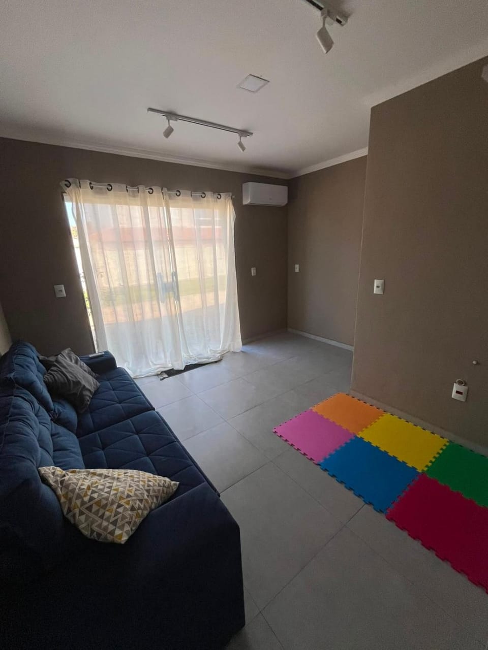 Quarto família Vacation rental in Saquarema