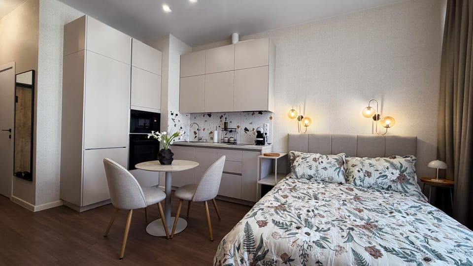 Bed, Coffee/tea facilities, Kitchen or kitchenette, Photo of the whole room, Bedroom