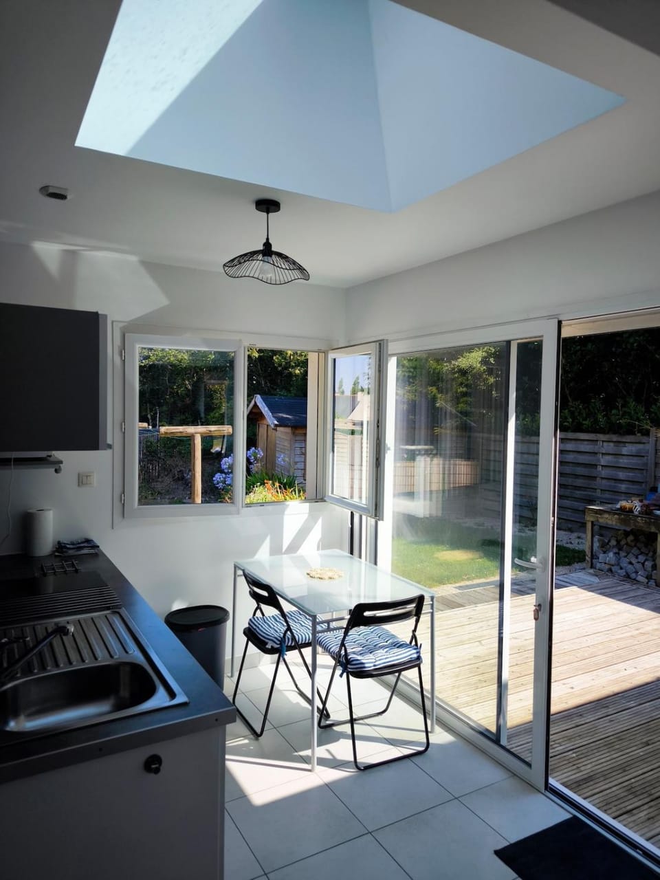Appartement indépendant avec terrasse et jardin non clos Apartment in Finistere