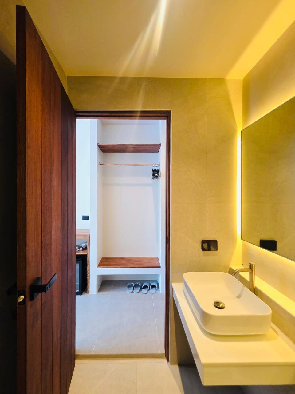 Bathroom, Photo of the whole room