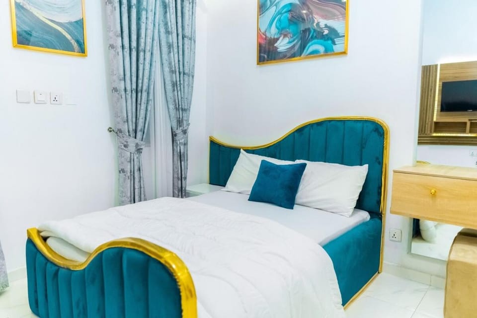 Cozy Luxurious 4 BDR Duplex Near Landmark Beach House in Lagos