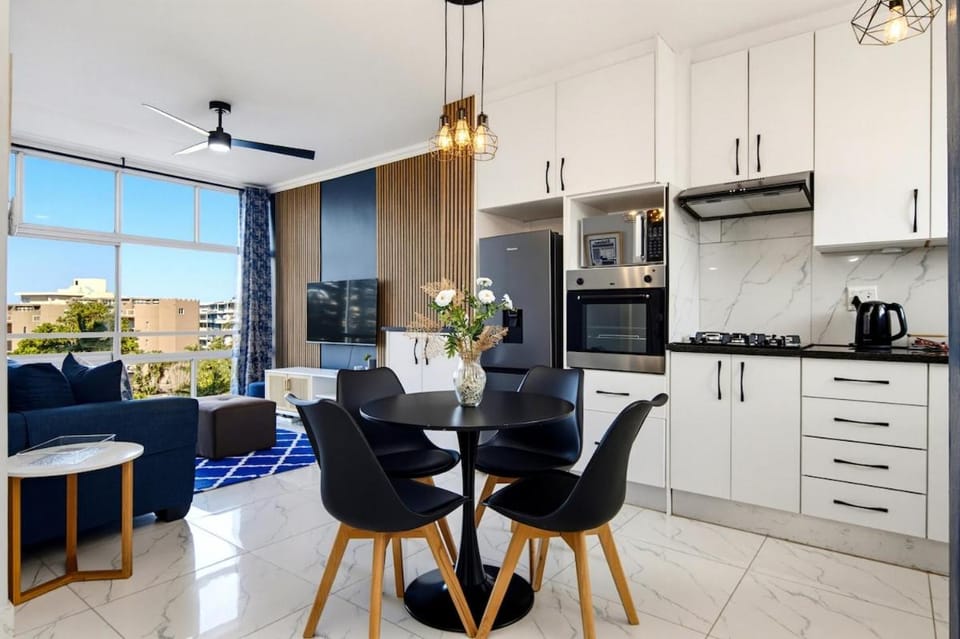 High Tide at 202 La Ballito Apartment in Dolphin Coast