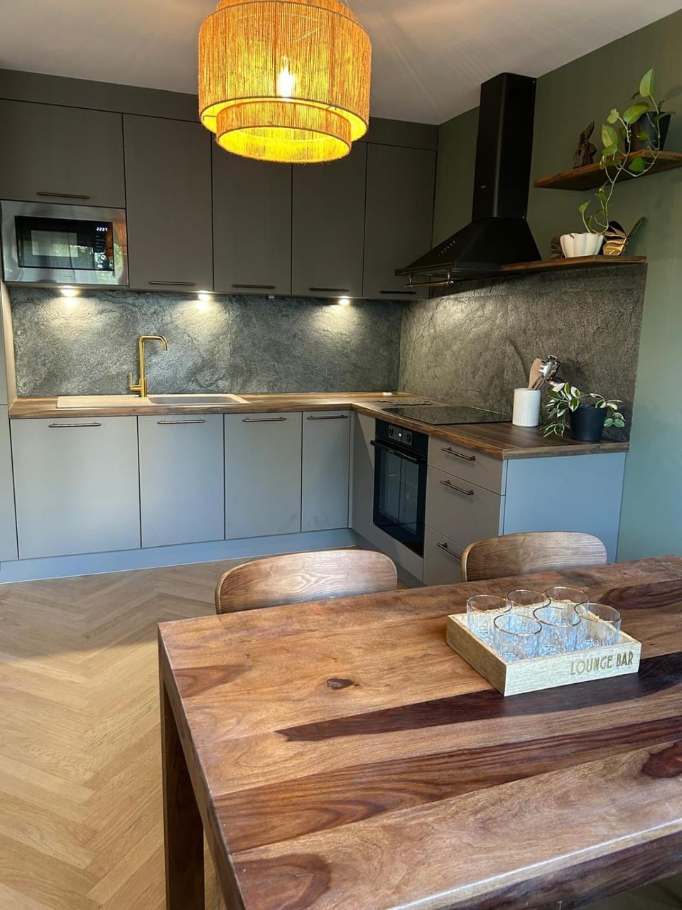 Kitchen or kitchenette