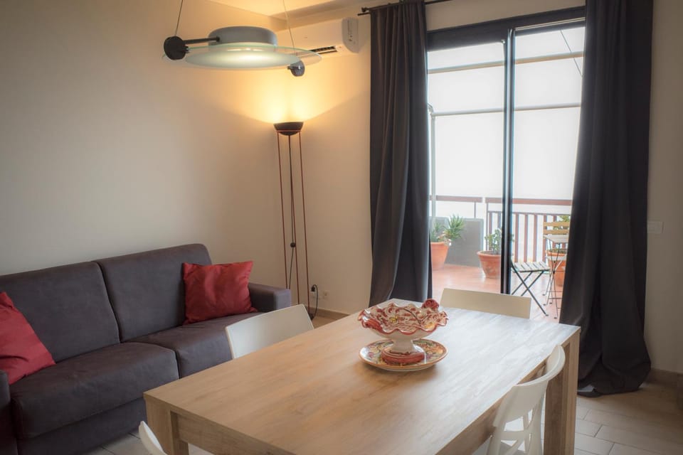 View (from property/room), Living room, Dining area