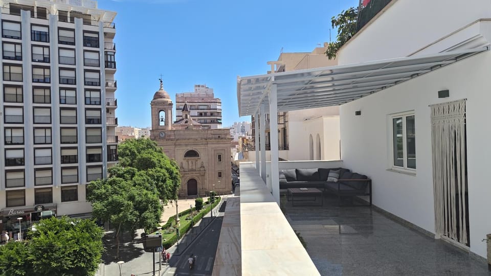 Neighbourhood, City view, Landmark view, Street view, Location