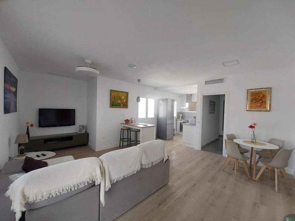 Dining area, Breakfast