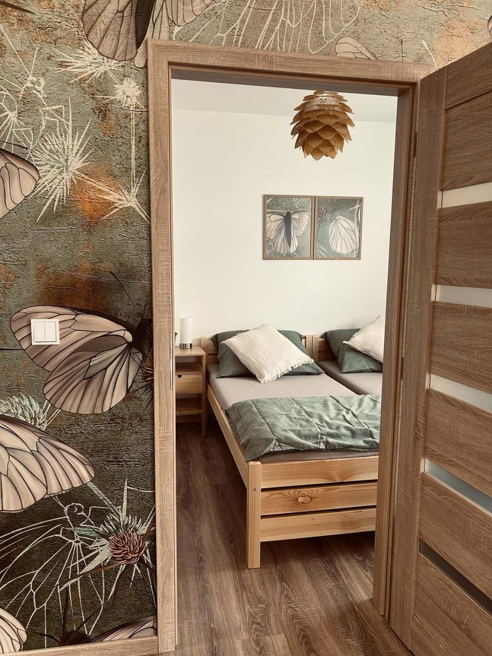 Bed, Photo of the whole room, Bedroom, wardrobe