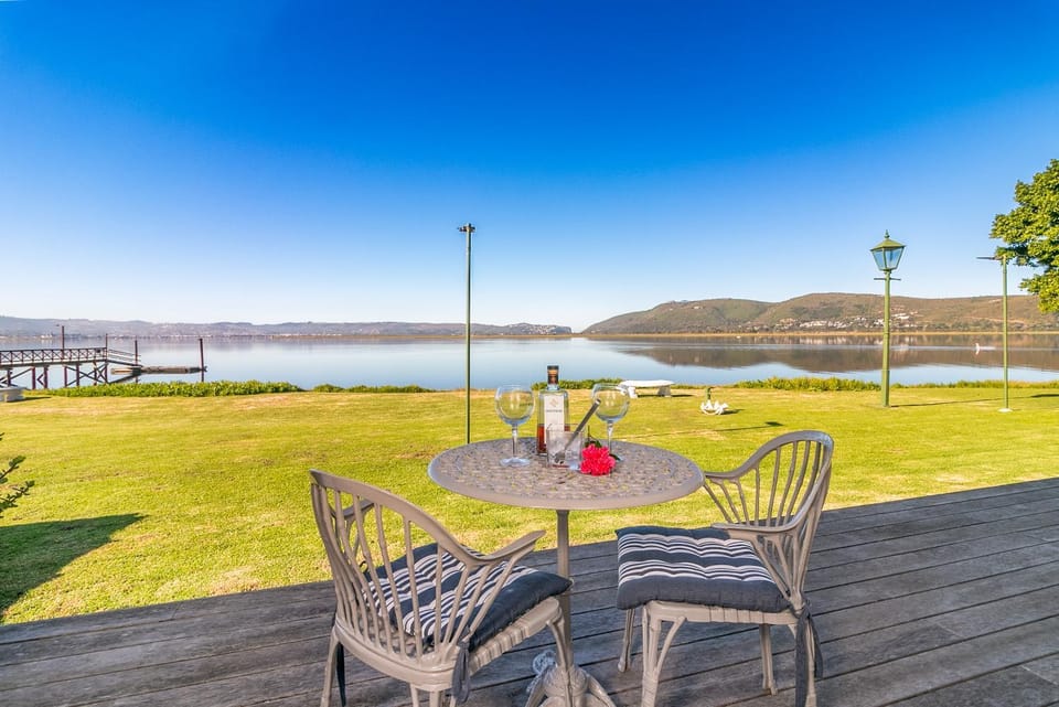 Patio, View (from property/room), Balcony/Terrace, Landmark view, Pool view