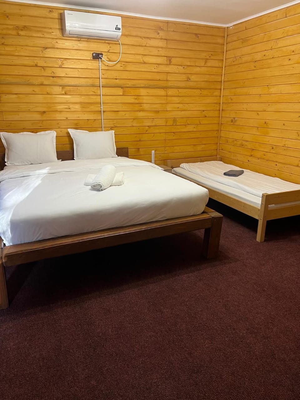 Popas Turistic La David Nature lodge in Romania