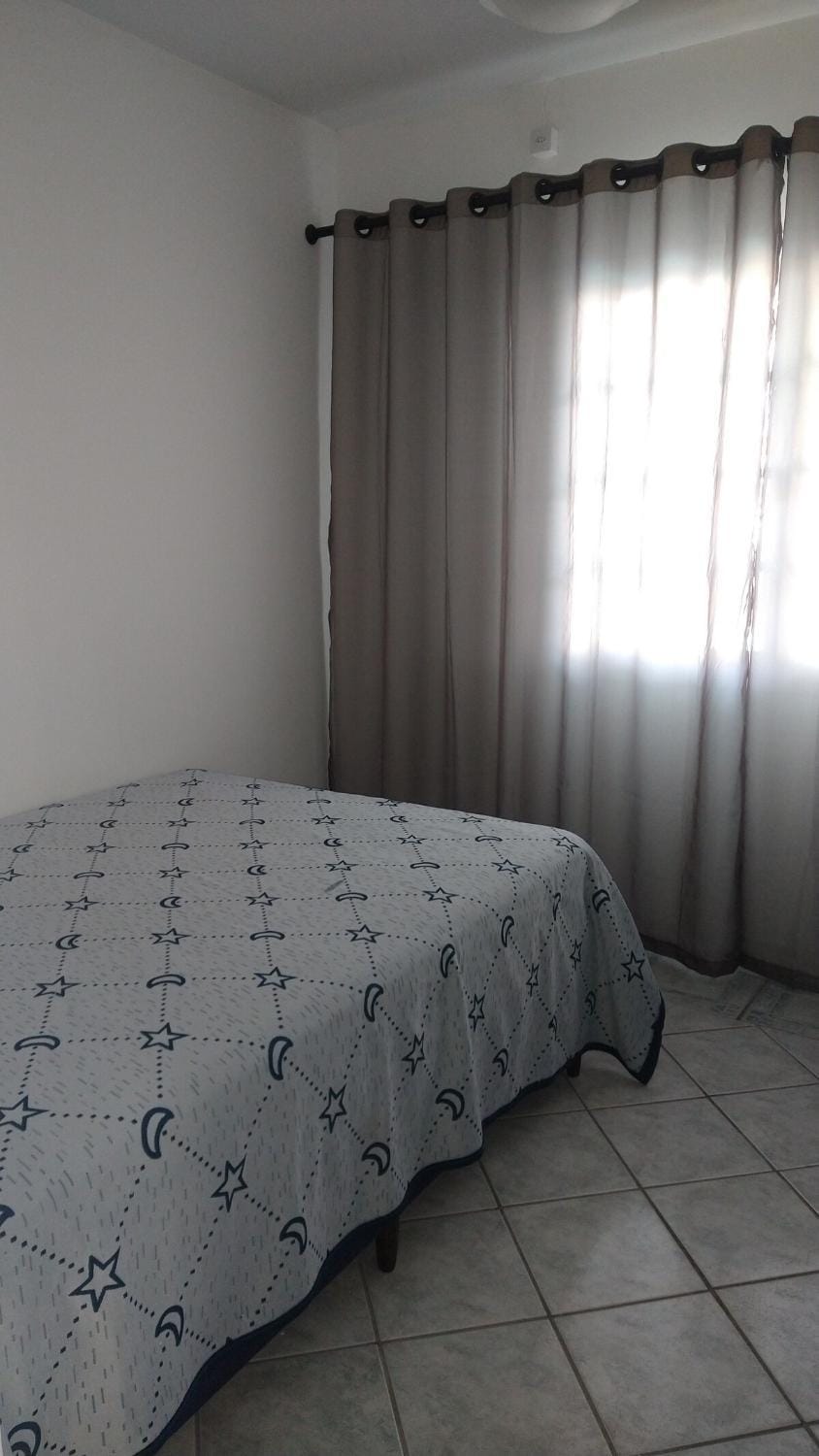 Espaço inteiro Casa em Praia do Sonho Ens Brito, Brasil House in Florianopolis