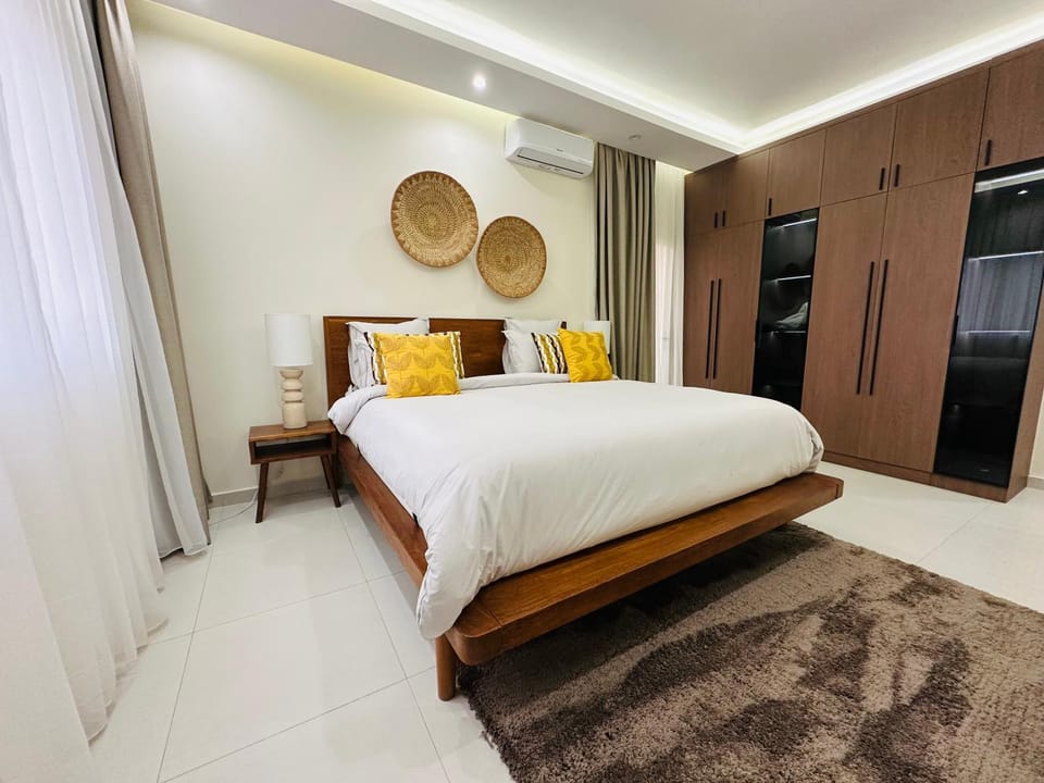 Oasis Apartment in Dakar