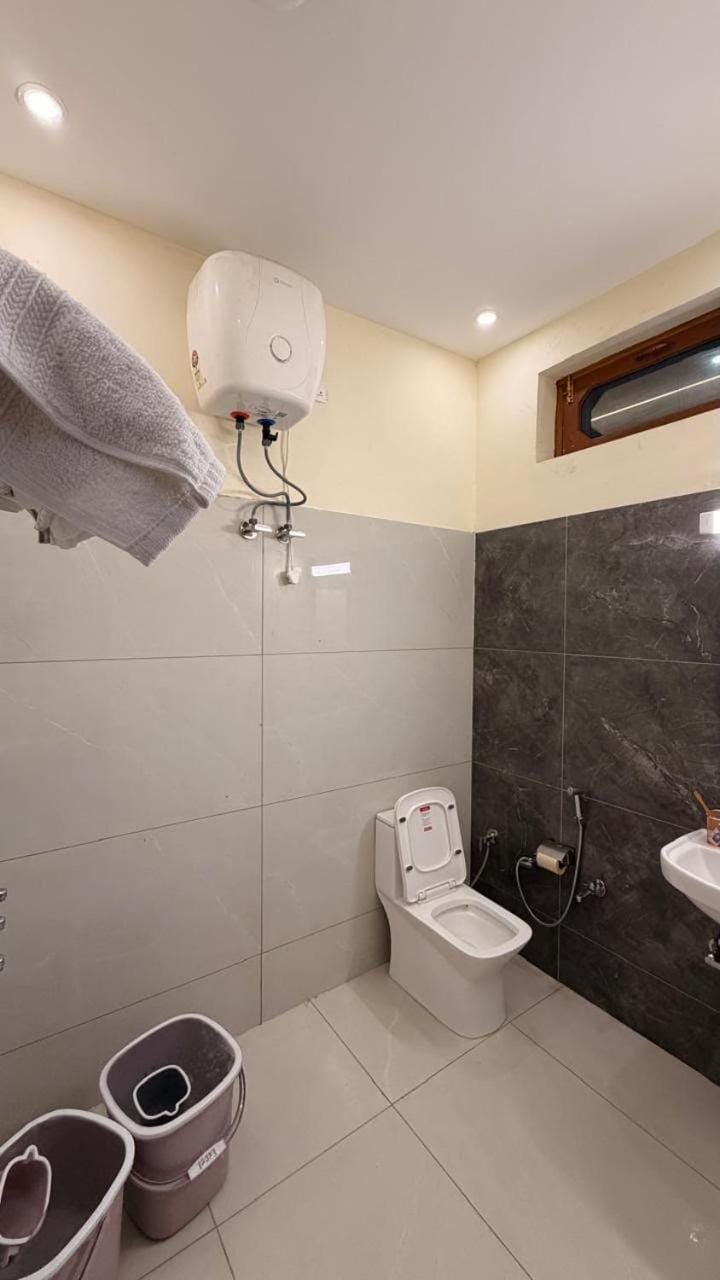 Toilet, Bathroom