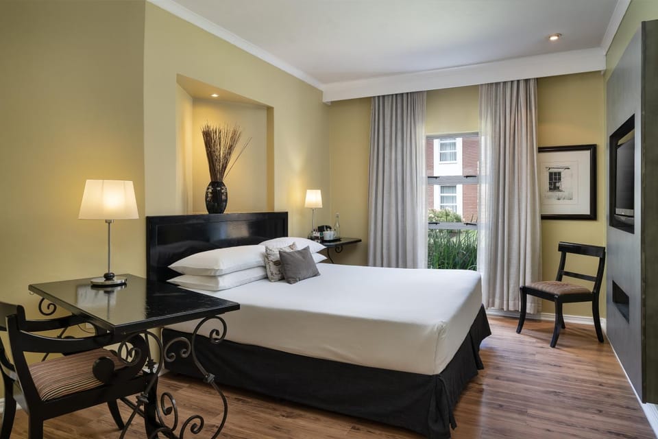 TV and multimedia, Bedroom, Garden view, safe, laundry, air conditioner