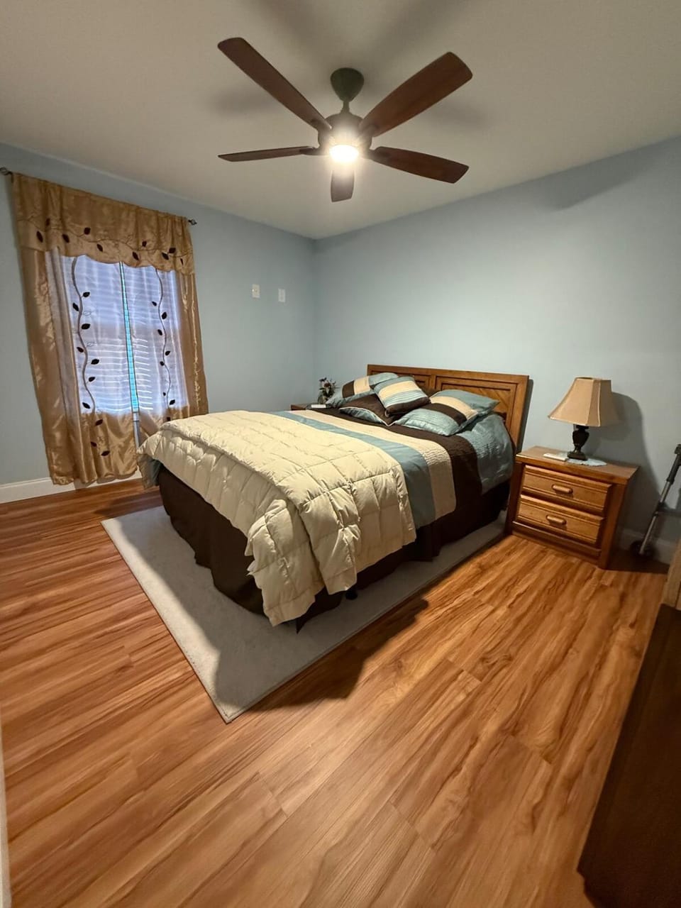 1,500 sq feet one level ranch completely remodeled House in Connecticut