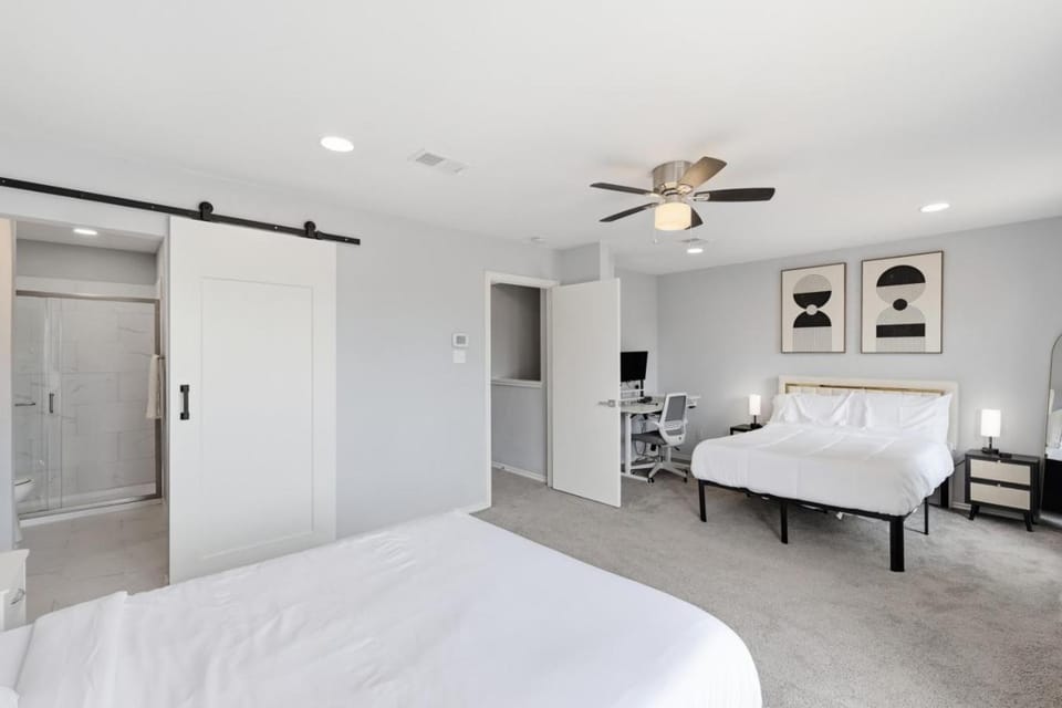 Modern Frisco Retreat Remodeled 3BR House House in Frisco