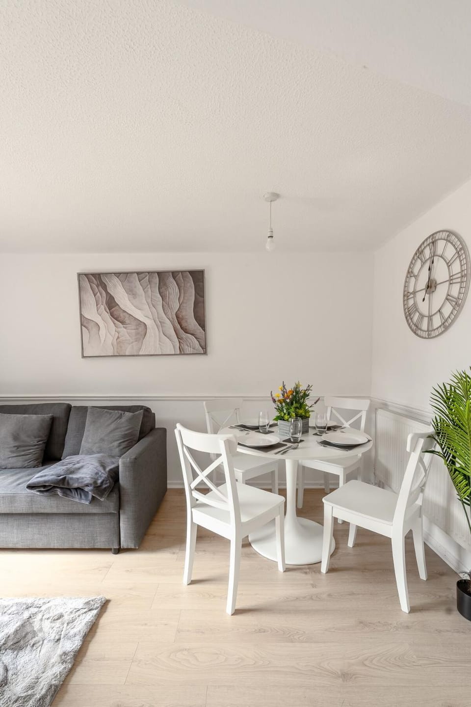 Karazo LTD - Luxurious 2 bedroom in Milton Keynes House in Milton Keynes