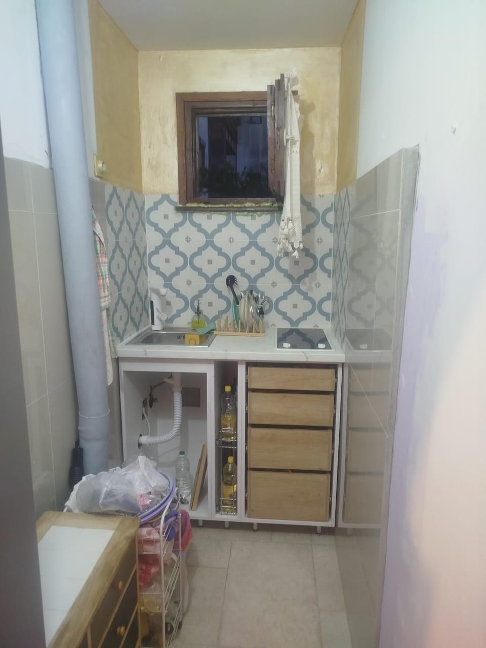 1Room for two with shared bathroom and kitchen Vacation rental in Dobrota