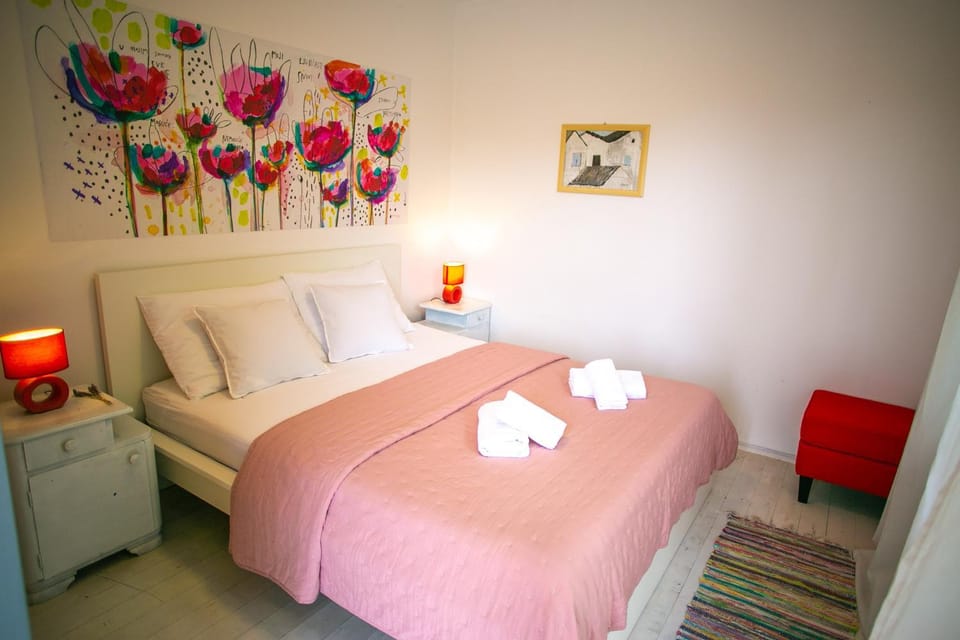 Mai's Cottage House in Stari Grad