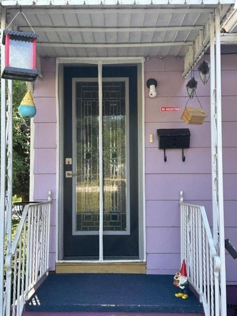 Sunset Beach, a block away House in Sturgeon Bay