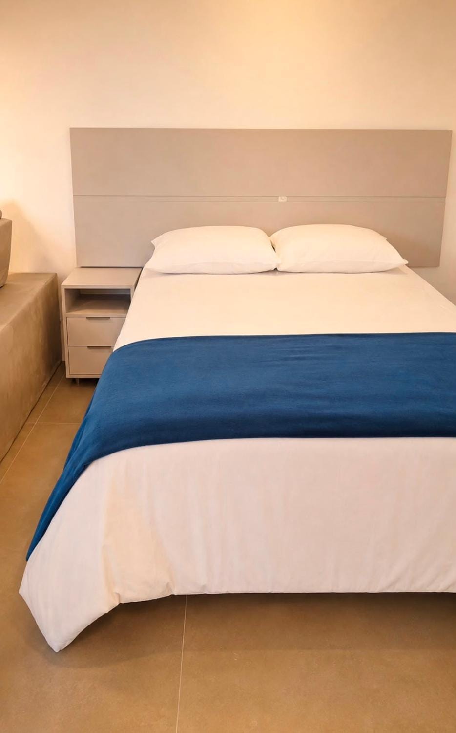 Bed, Photo of the whole room