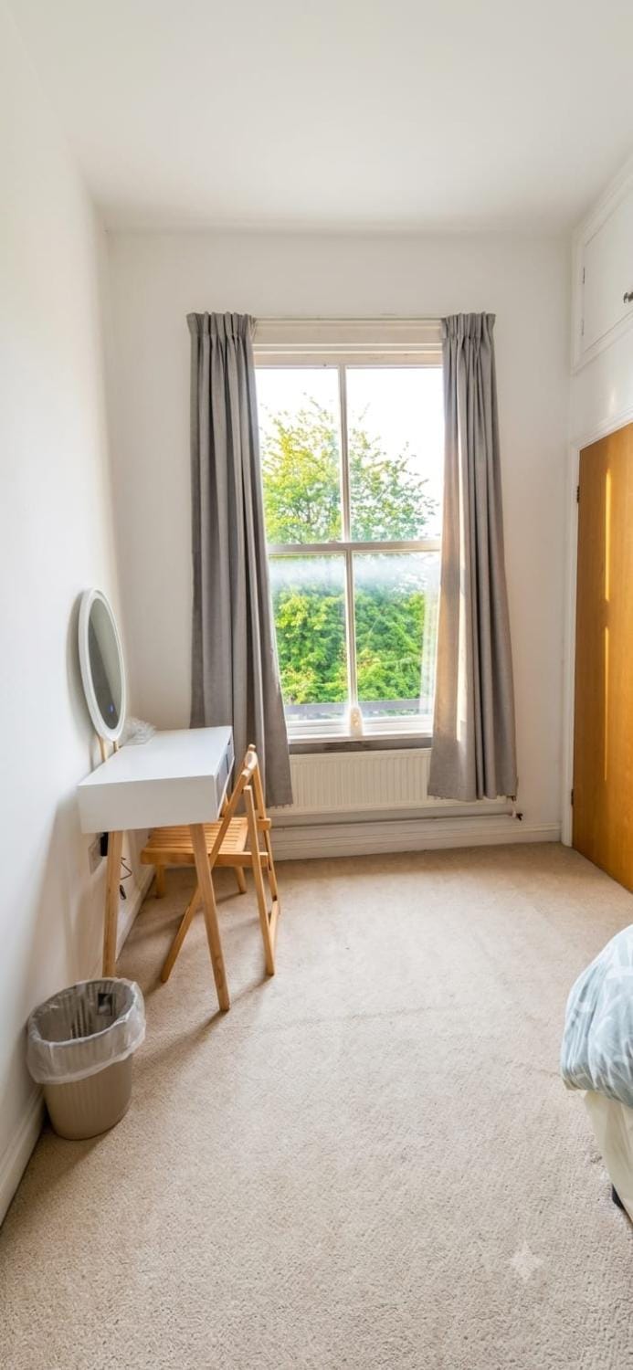 Excellent 2 Bedroom Flat Next to Everything Apartment in Cambridge