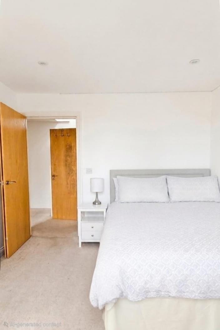 Excellent 2 Bedroom Flat Next to Everything Apartment in Cambridge