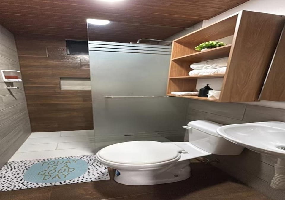 Shower, Toilet, Bathroom