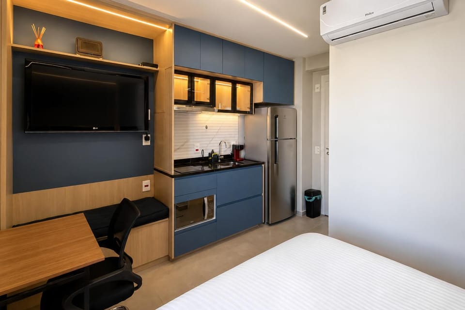 Studio com Piscina Rooftop, 5 Min CGH Apartment in Sao Paulo City
