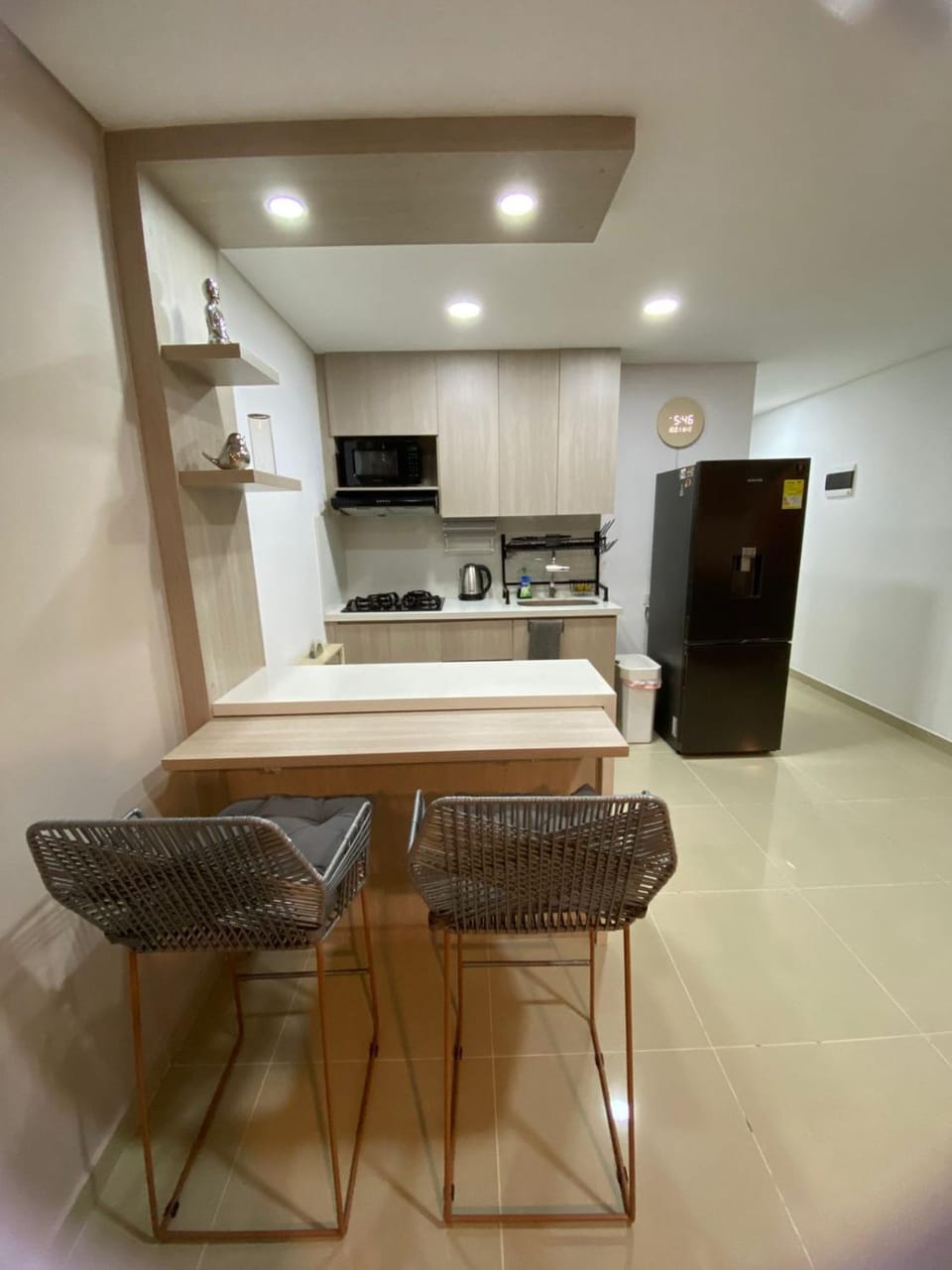 Kitchen or kitchenette, Dining area, stove