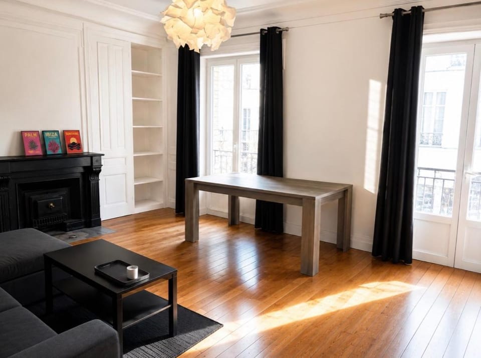 Saxe Gambetta - Spacieux 80m lumineux - 2 chambres balcon Apartment in Lyon