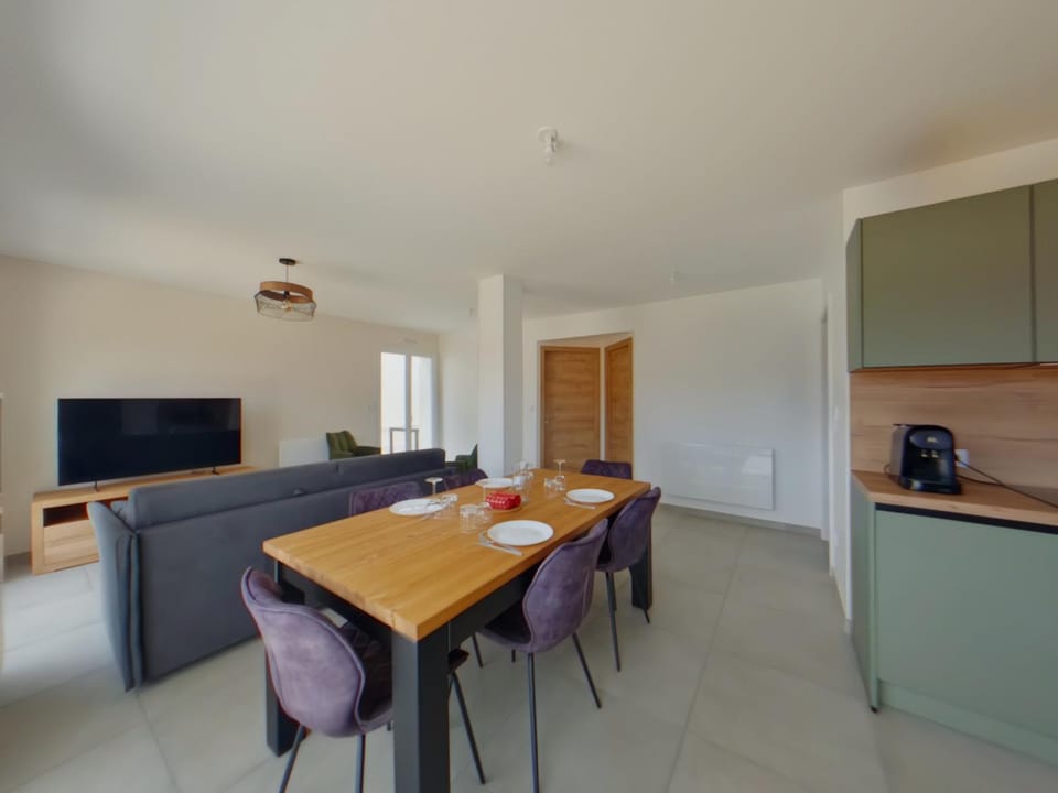 Appartement confortable, nature et WiFi - 6 pers. - FR-1-834-38 Apartment in Jura