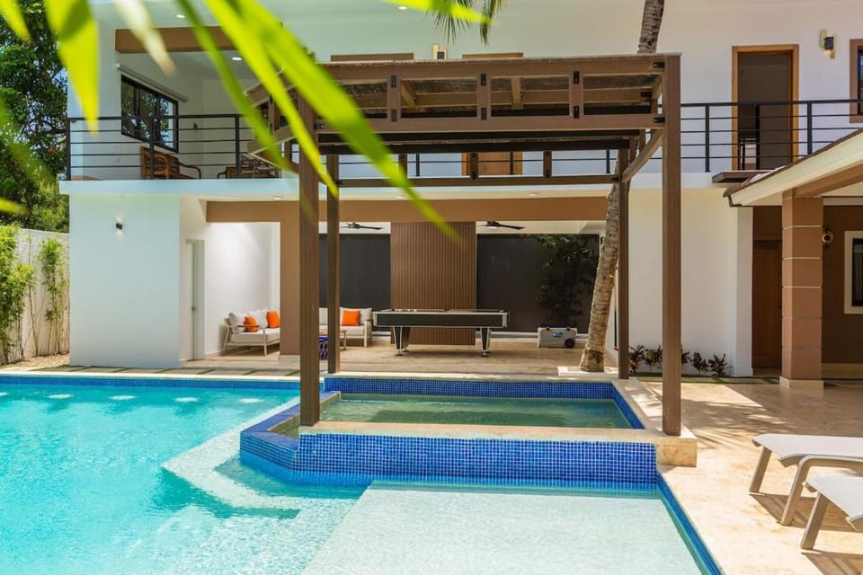 Hot Tub, Balcony/Terrace, Pool view, Swimming pool