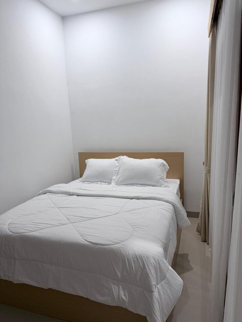 D'Puri Living Room Hotel in Pemenang