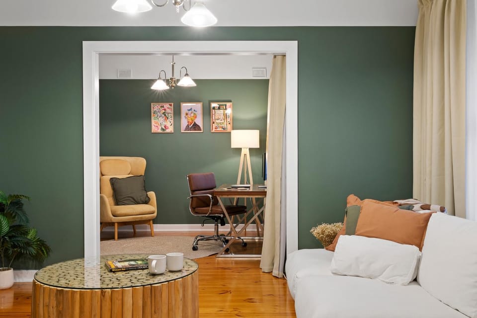 Coffee/tea facilities, Living room