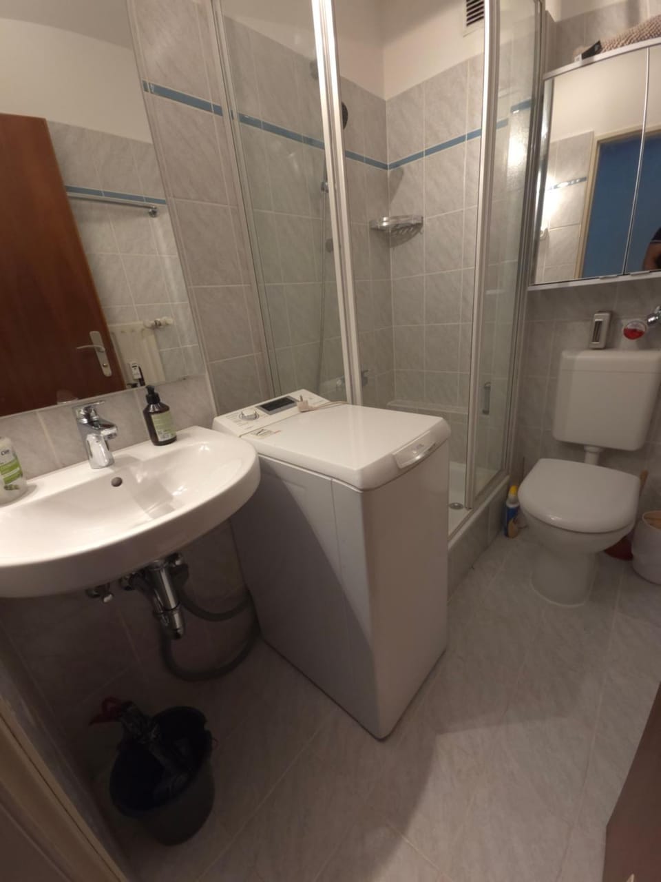 modern flat close to citycenter, 100m bus, 4 min metro Apartment in Munich