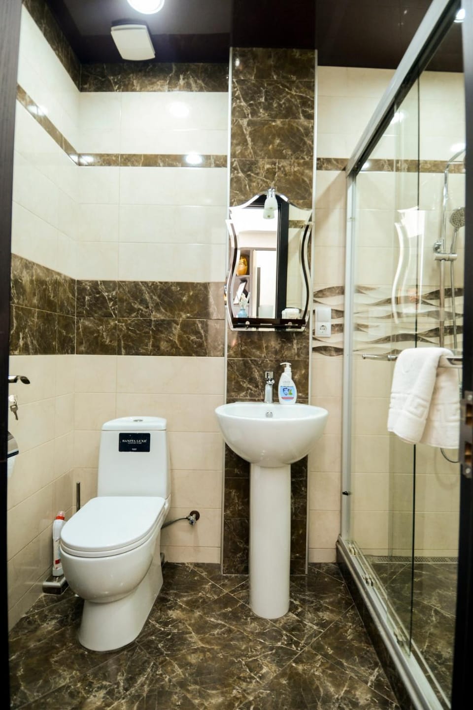 Modern 1-Bedroom near Didube Metro & Kikvidze Park Apartment in Tbilisi, Georgia